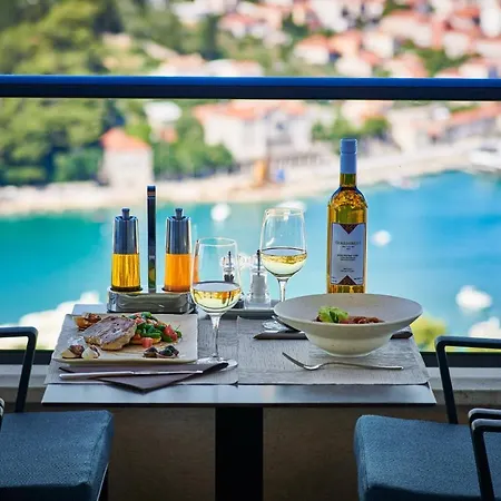 Hotel Adria 4*