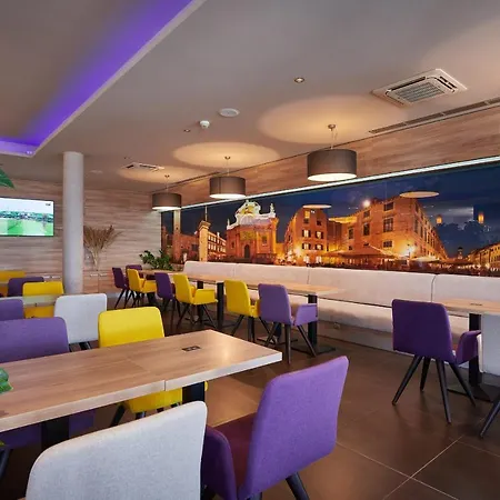 Adria Hotel 4*